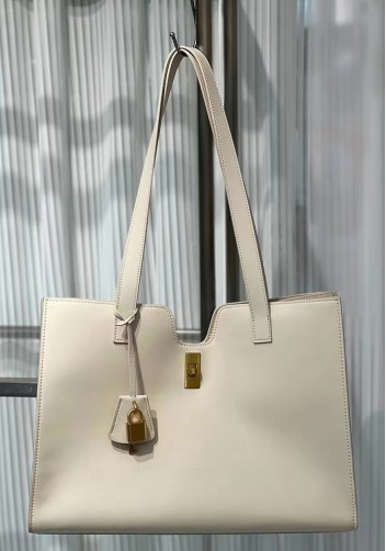 Shimanne Calfskin Shoulder Bag Tote Cream