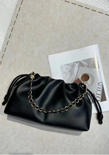 Salsa Leather Medium Drawstring Bag Black