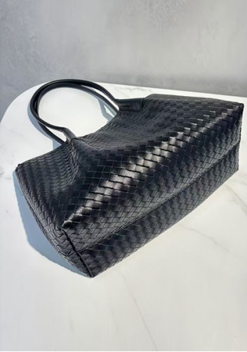 Mia Gallery Woven Leather Shoulder Large Bag Black