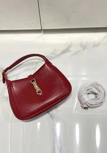 Daphne Leather Shoulder Bag Burgundy